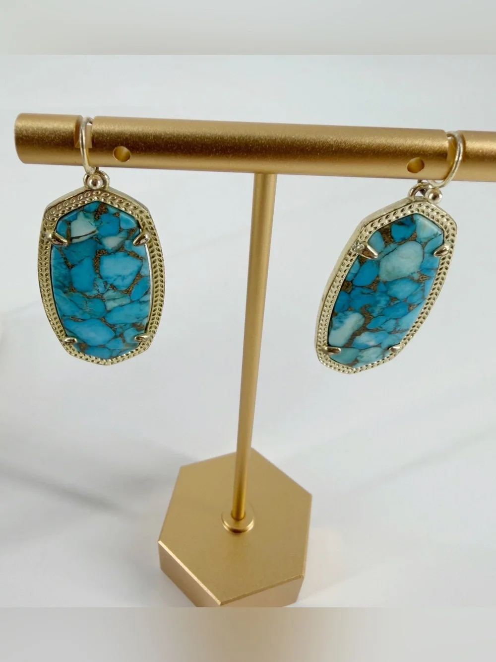 Limited Edition Kendra Scott Veined Turquoise Necklace & Earrings
